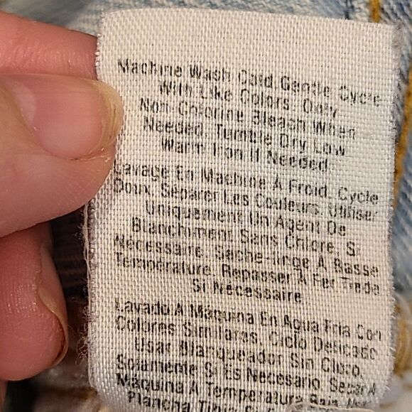 Vintage 90's Stonewashed High-Rise Mom Jeans By DKNY | 8 - Picture 12 of 13